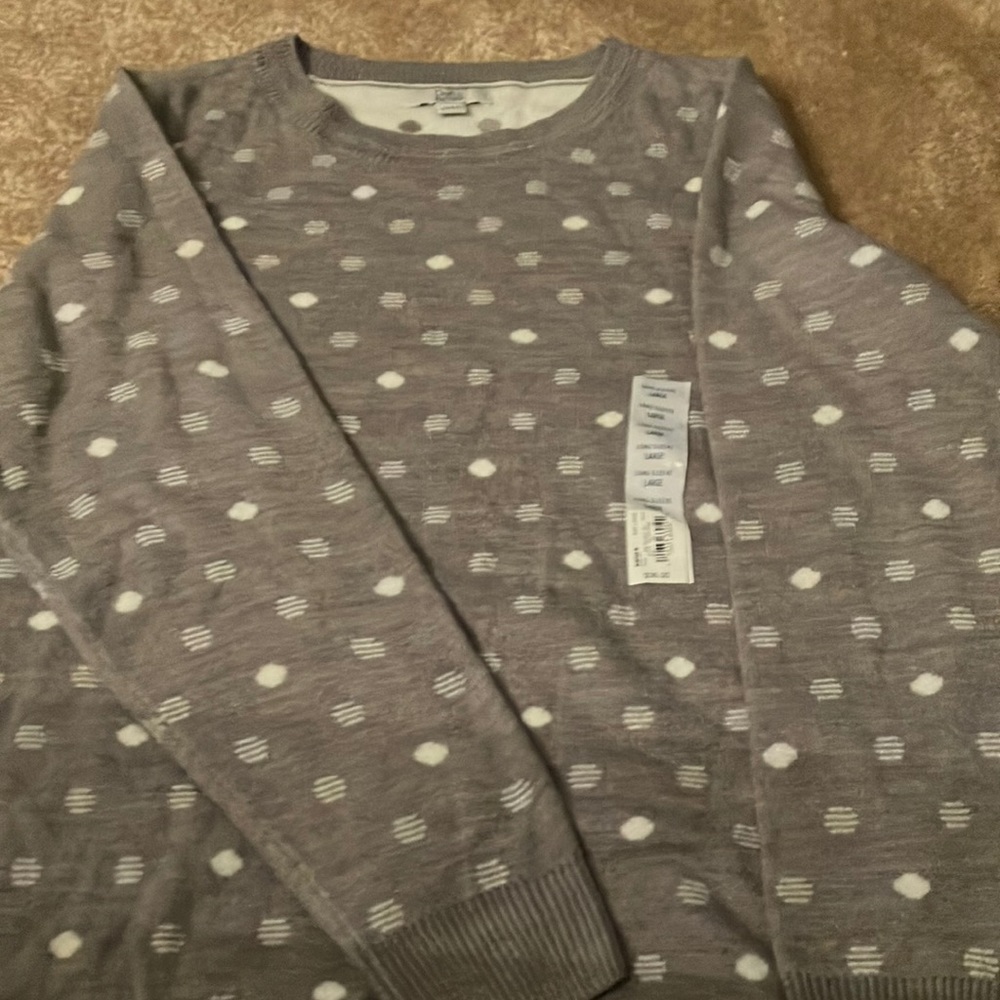 Grey sweater
